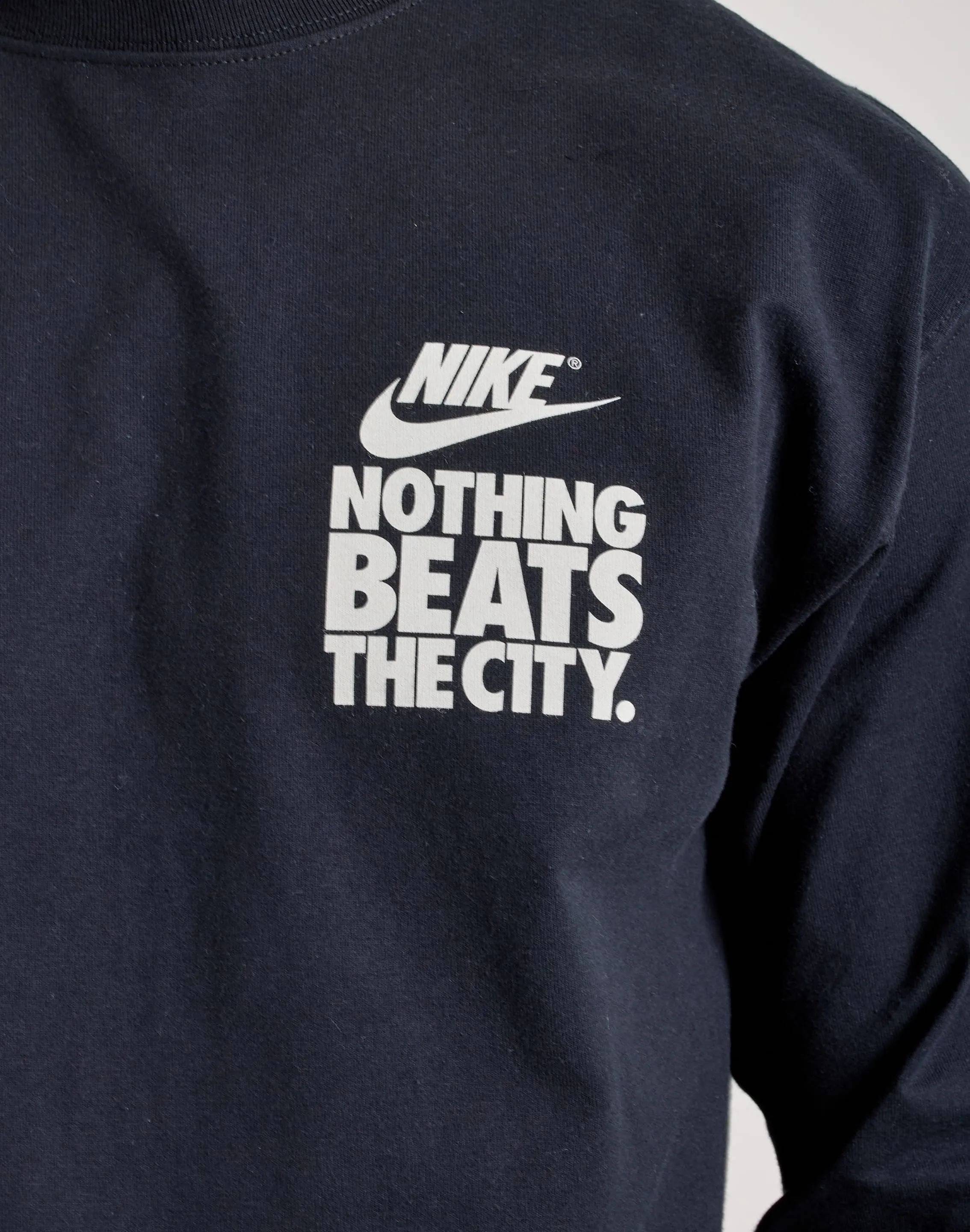 Nike Max90 City Long-Sleeve Tee