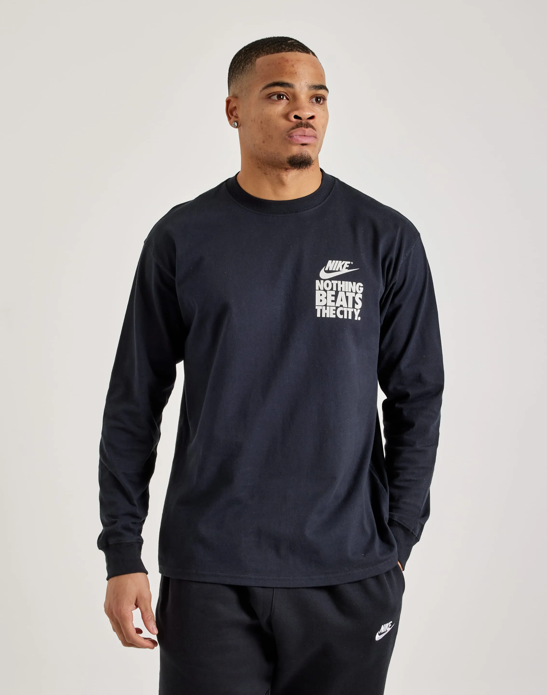 Nike Max90 City Long-Sleeve Tee