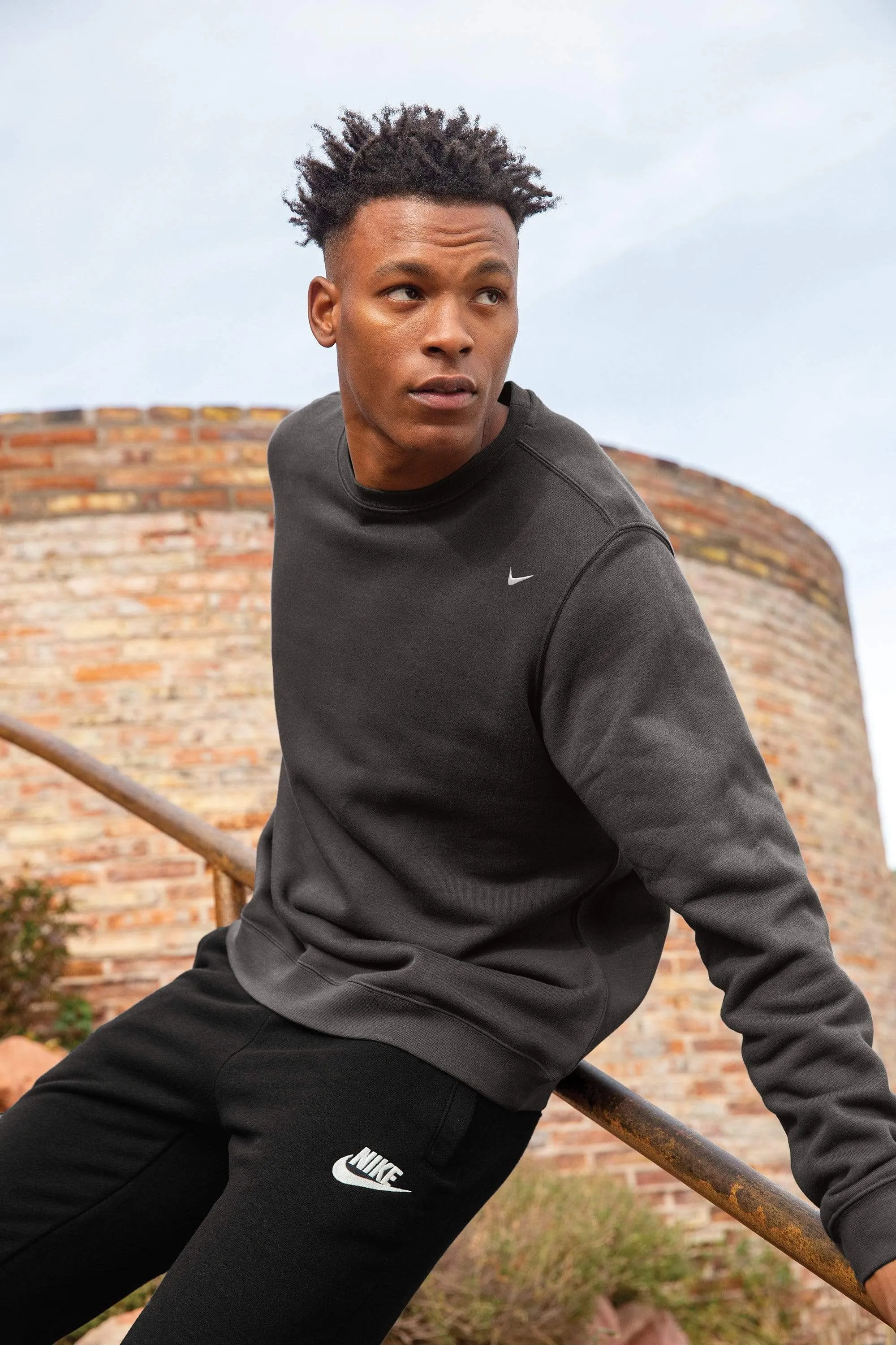 Nike Nike - Men's Club Crew Fleece Sweatshirt