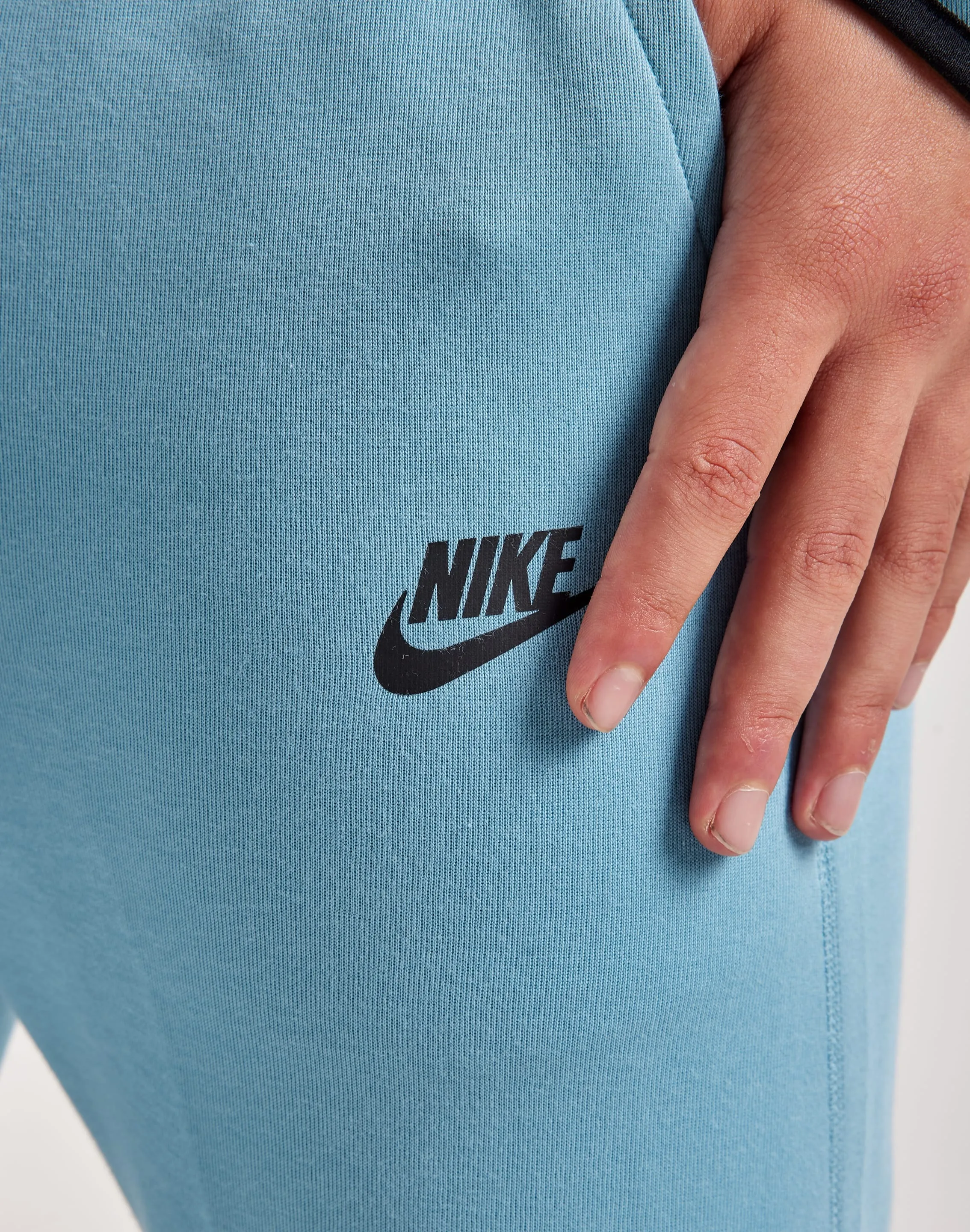 Nike Tech Fleece Slim-Fit Joggers