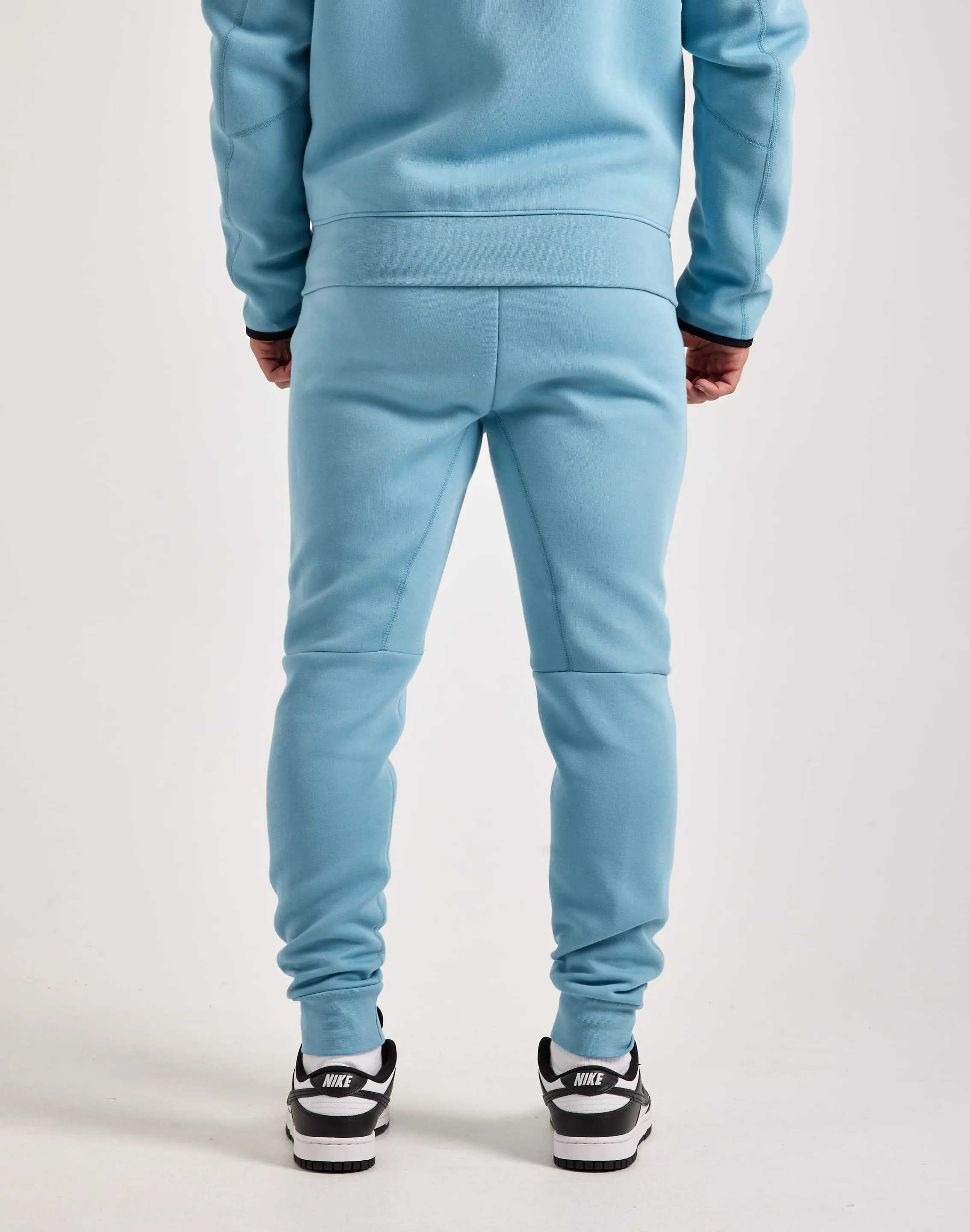 Nike Tech Fleece Slim-Fit Joggers