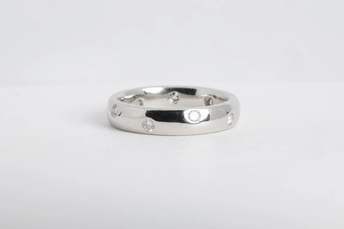 Platinum 950 & Diamond 0.16ctw Ring Band Size 5.5 (7.9g)
