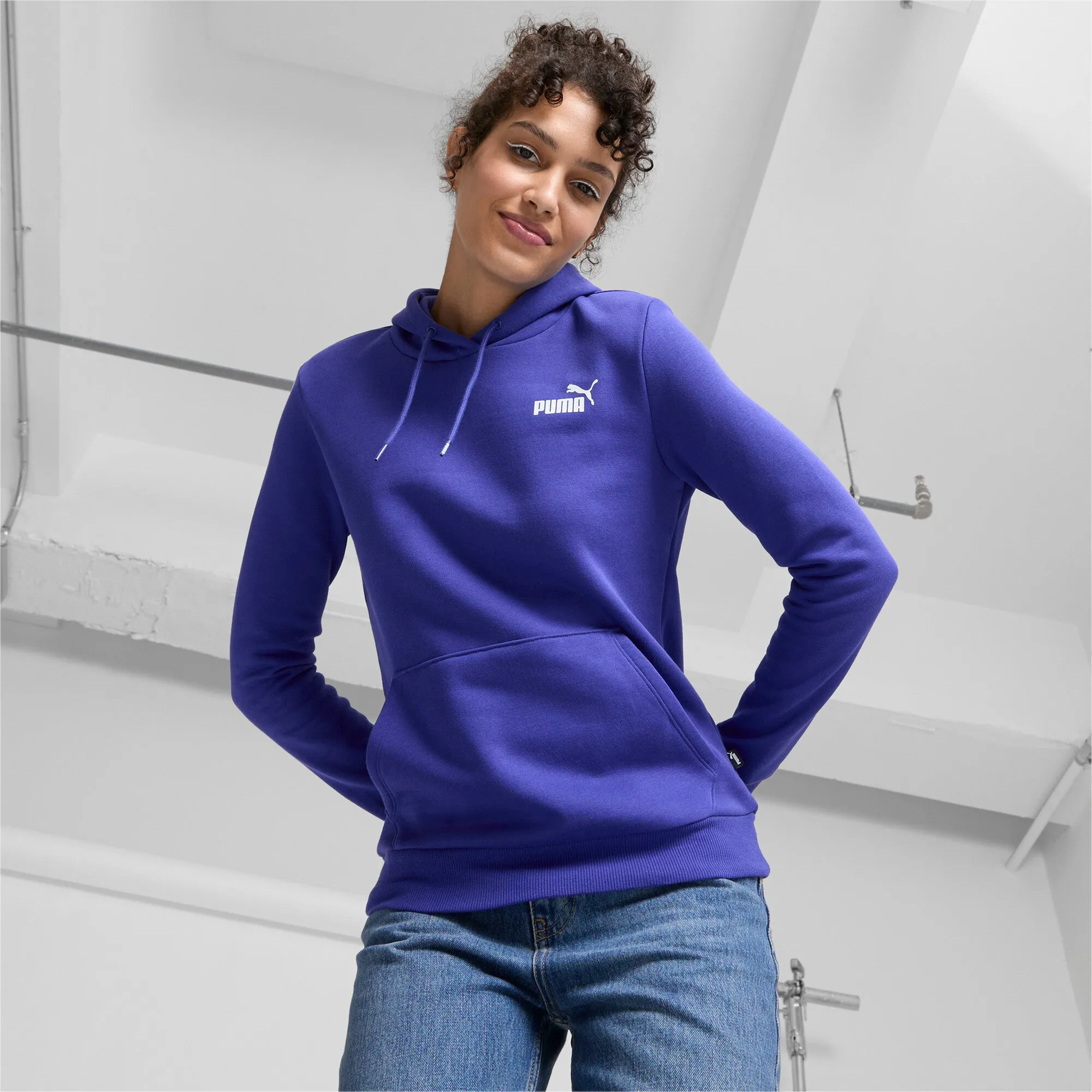PUMA Women's ESS Small Logo Hoodie