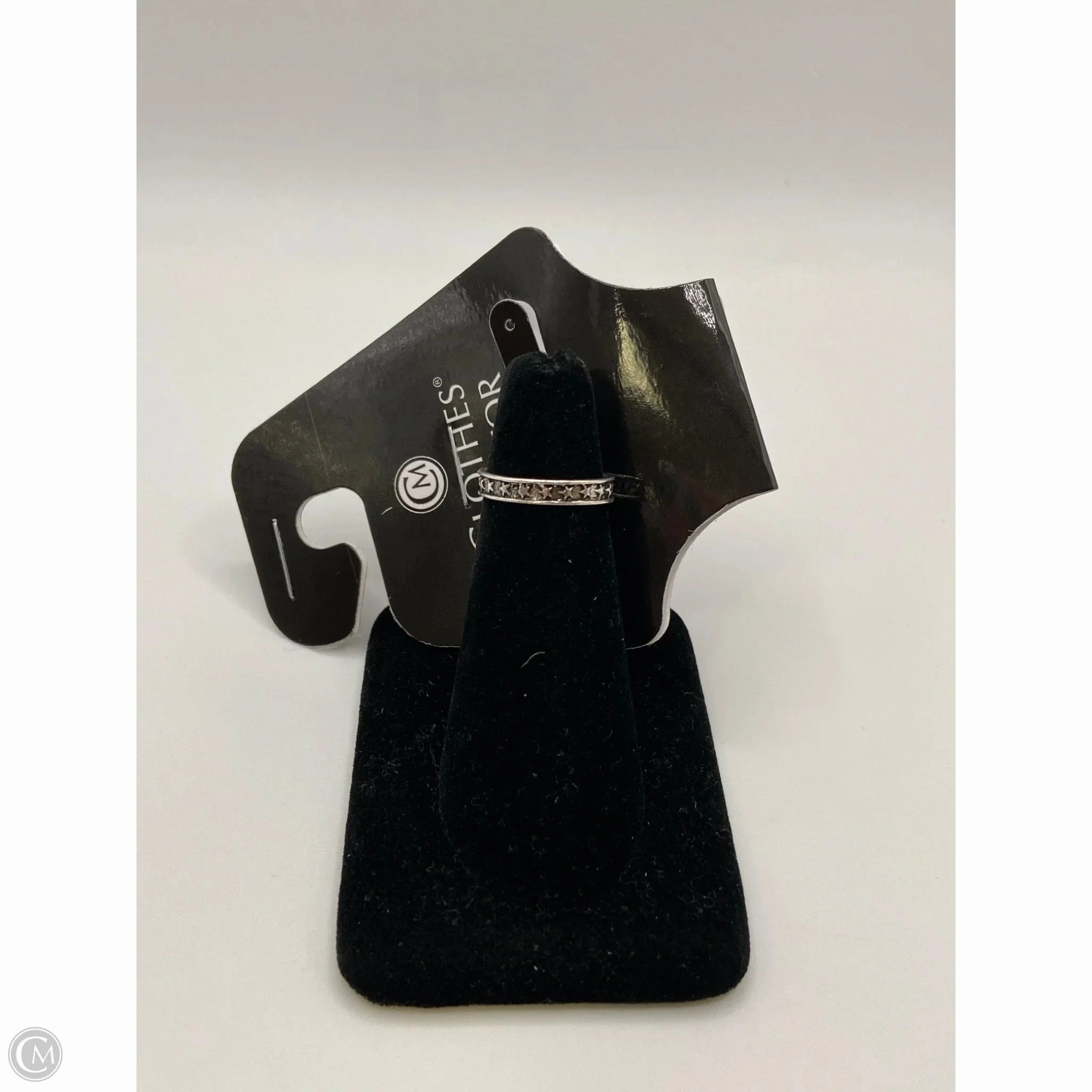 Ring Band By Clothes Mentor, Size: 5.5