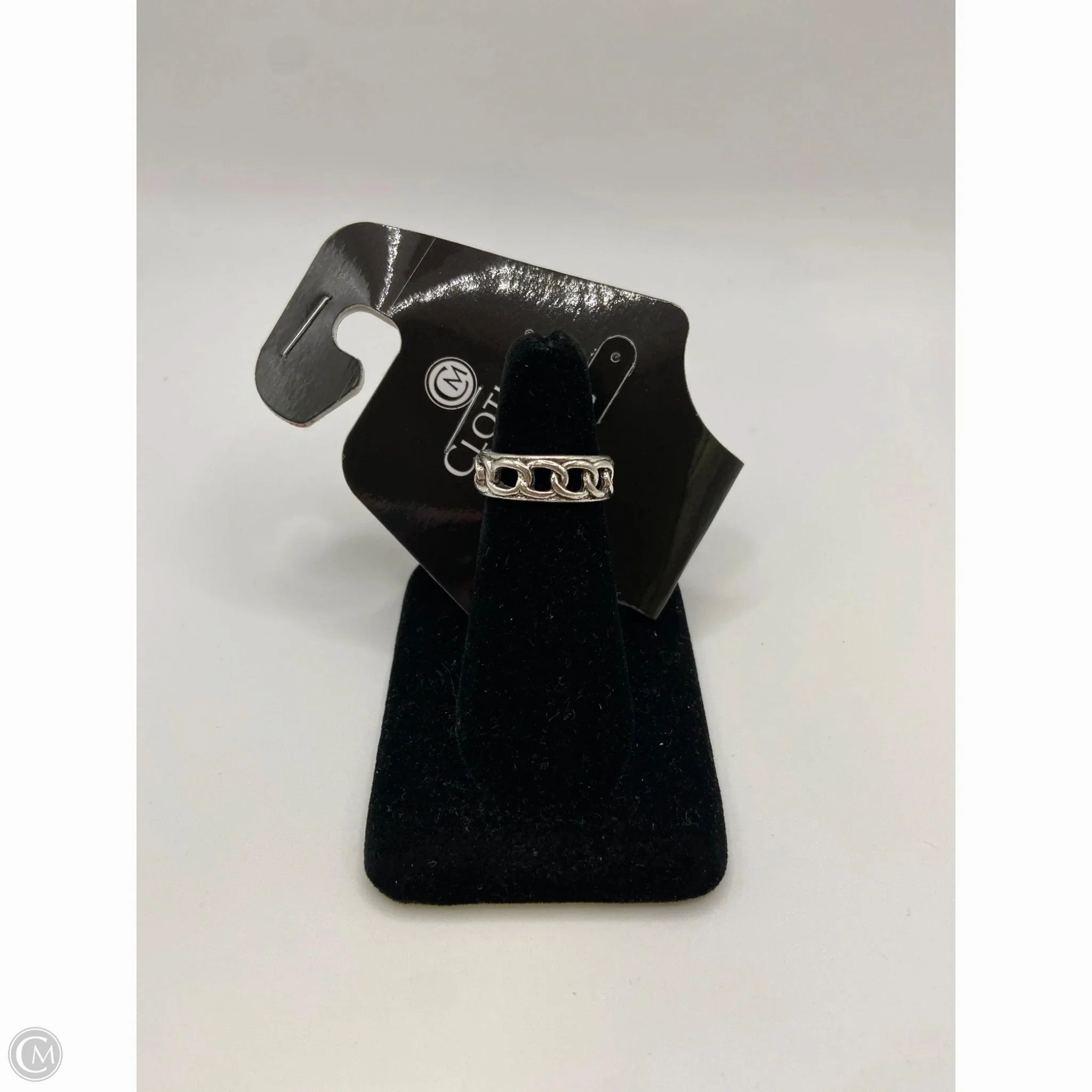 Ring Band By Clothes Mentor, Size: 6.5