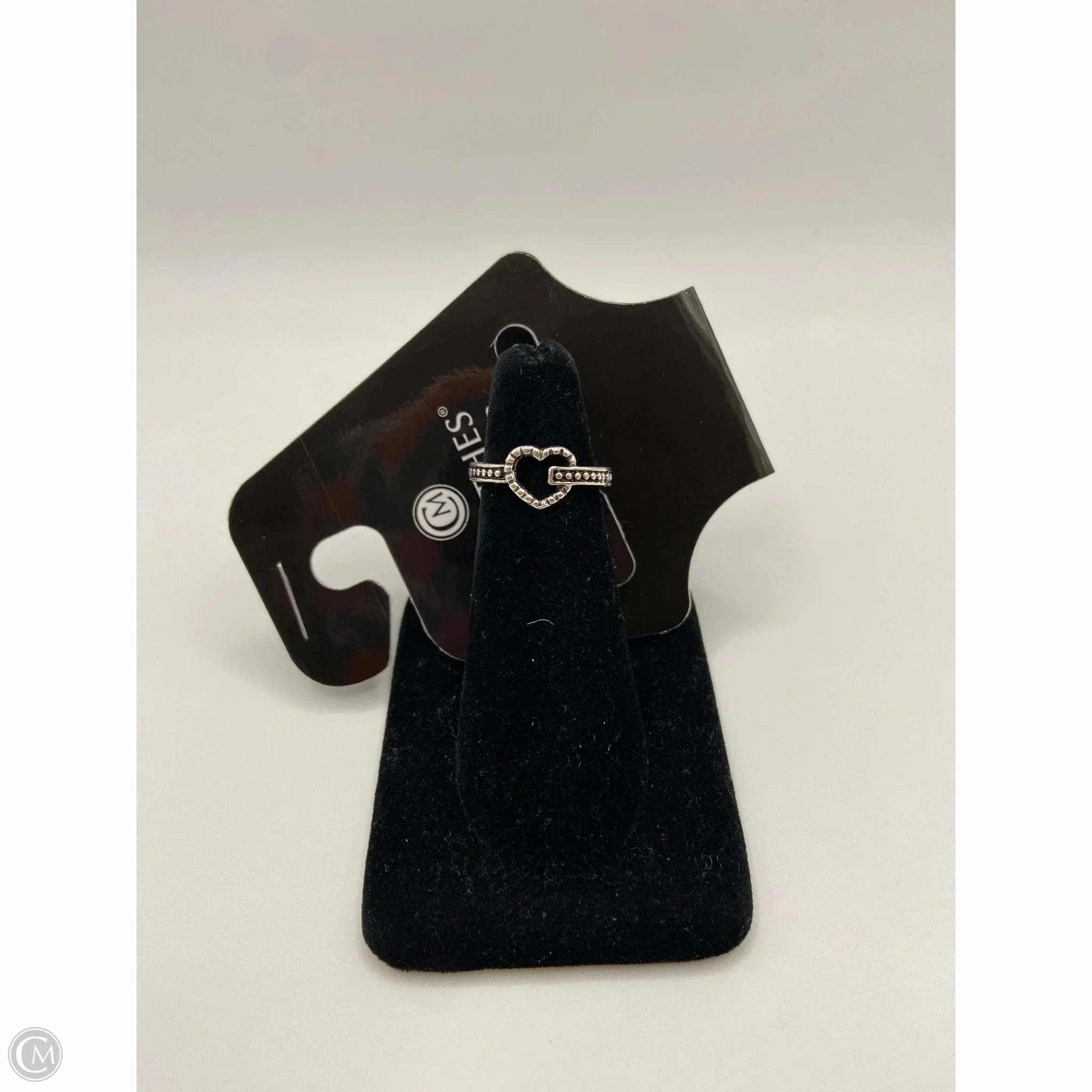 Ring Band By Clothes Mentor, Size: 6