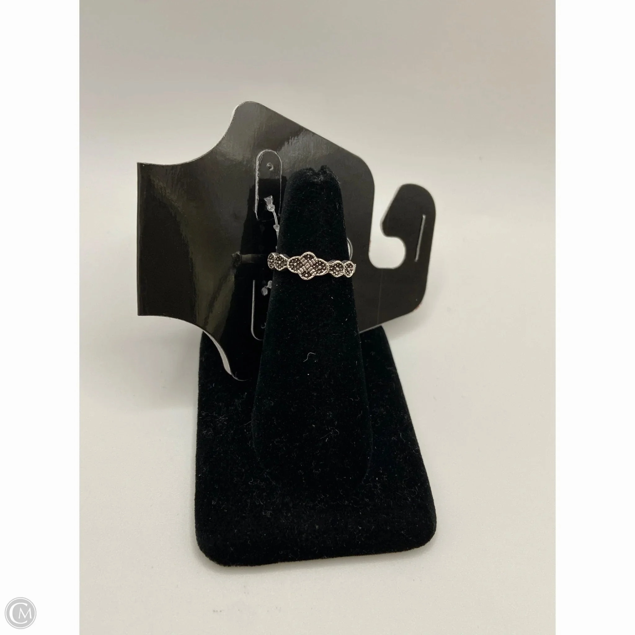 Ring Band By Clothes Mentor, Size: 6
