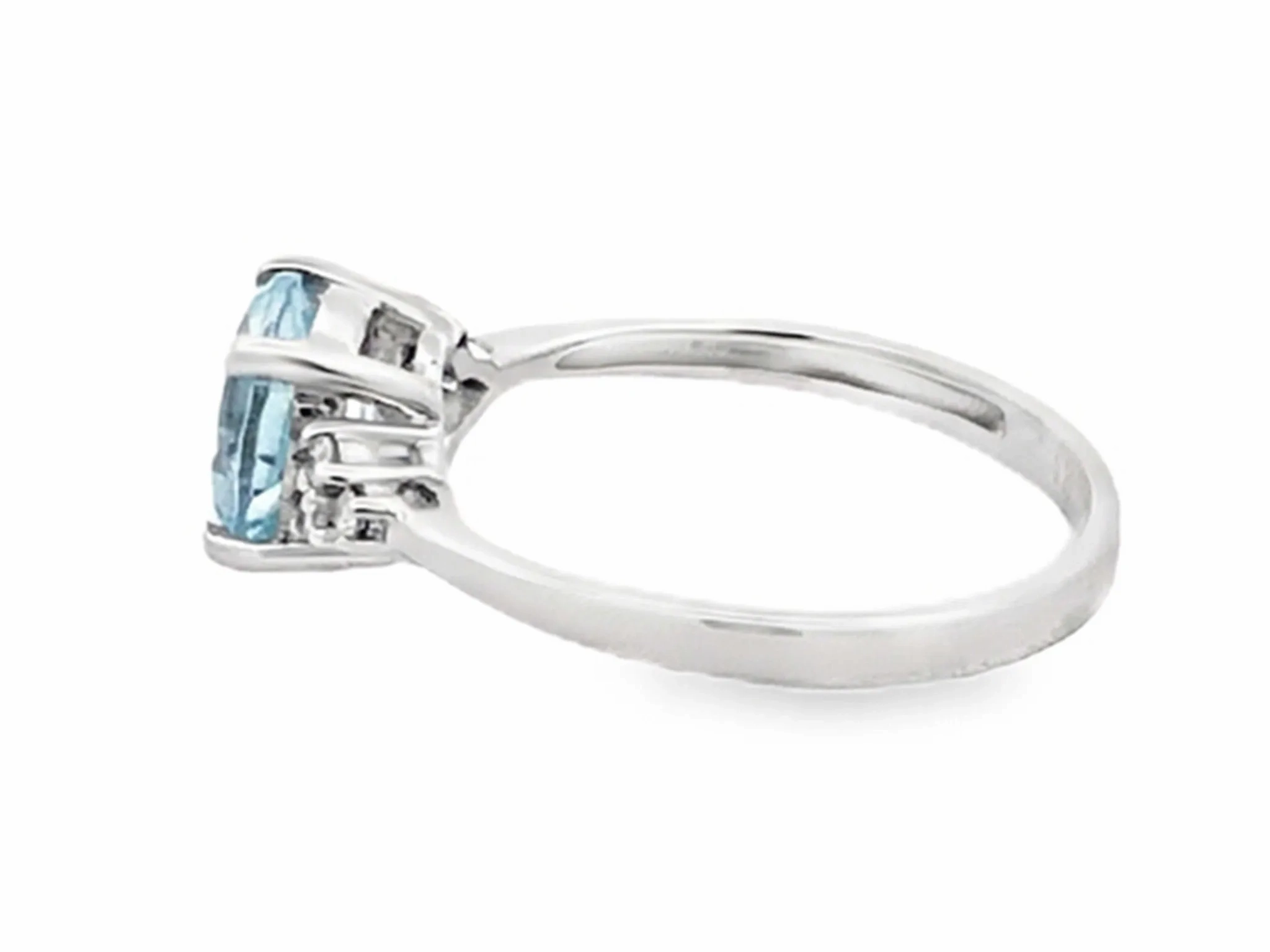 Round Aquamarine and Diamond Ring 14K White Gold