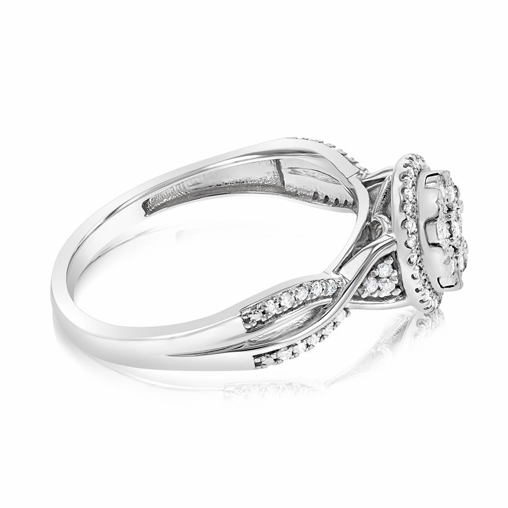 Sterling Silver 0.15 Carat Diamond Ring With 61 Brilliant Cut Diamonds