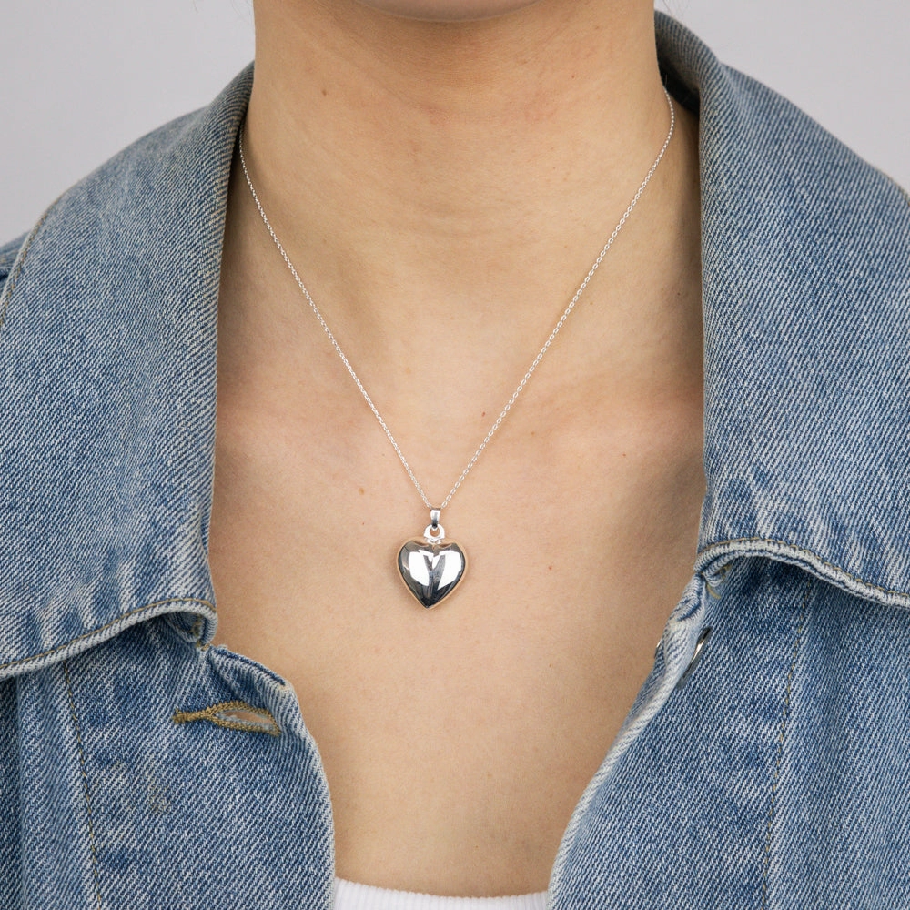 Sterling Silver Heart Pendant On 42 3cm Chain