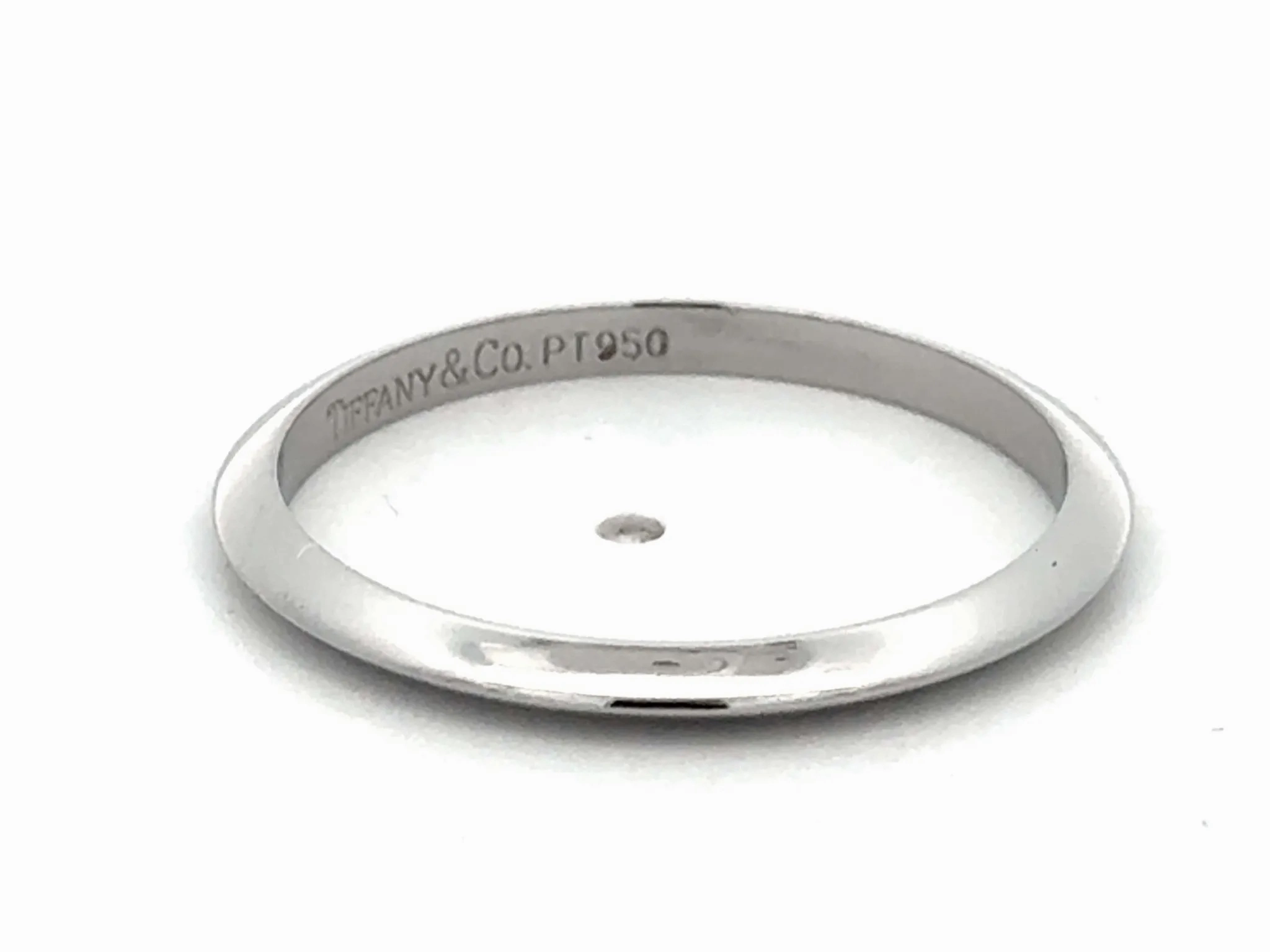 Tiffany &amp; Co. Knife Edge Platinum Wedding Band Ring, 2 mm, size 8