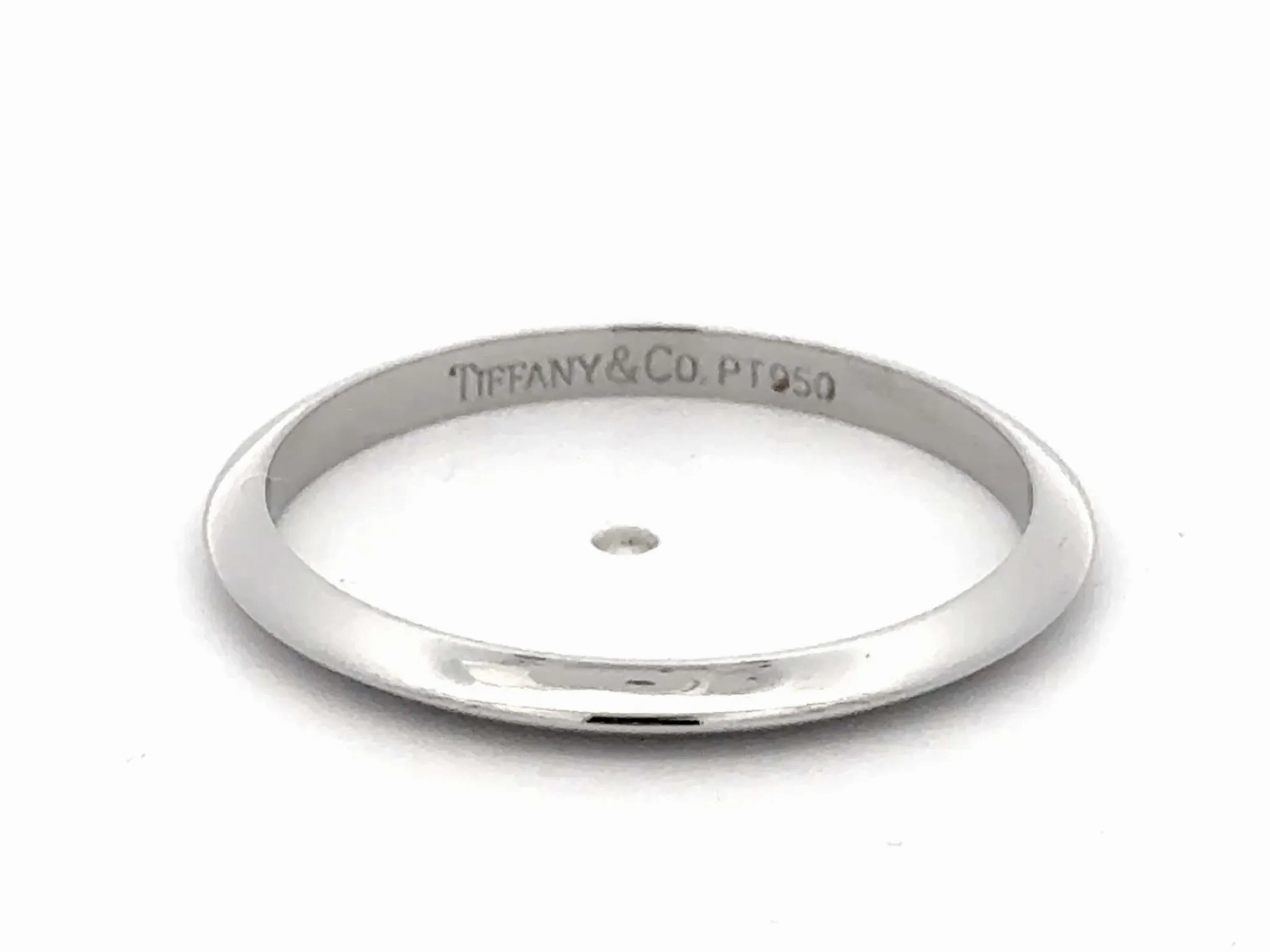 Tiffany &amp; Co. Knife Edge Platinum Wedding Band Ring, 2 mm, size 8