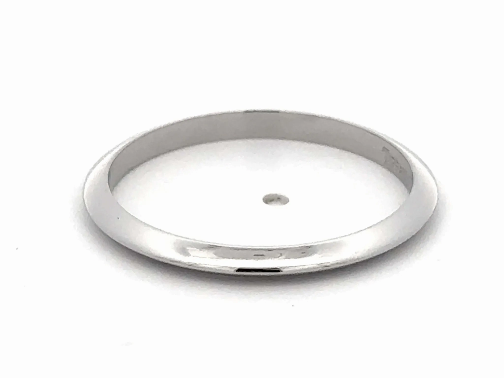 Tiffany &amp; Co. Knife Edge Platinum Wedding Band Ring, 2 mm, size 8