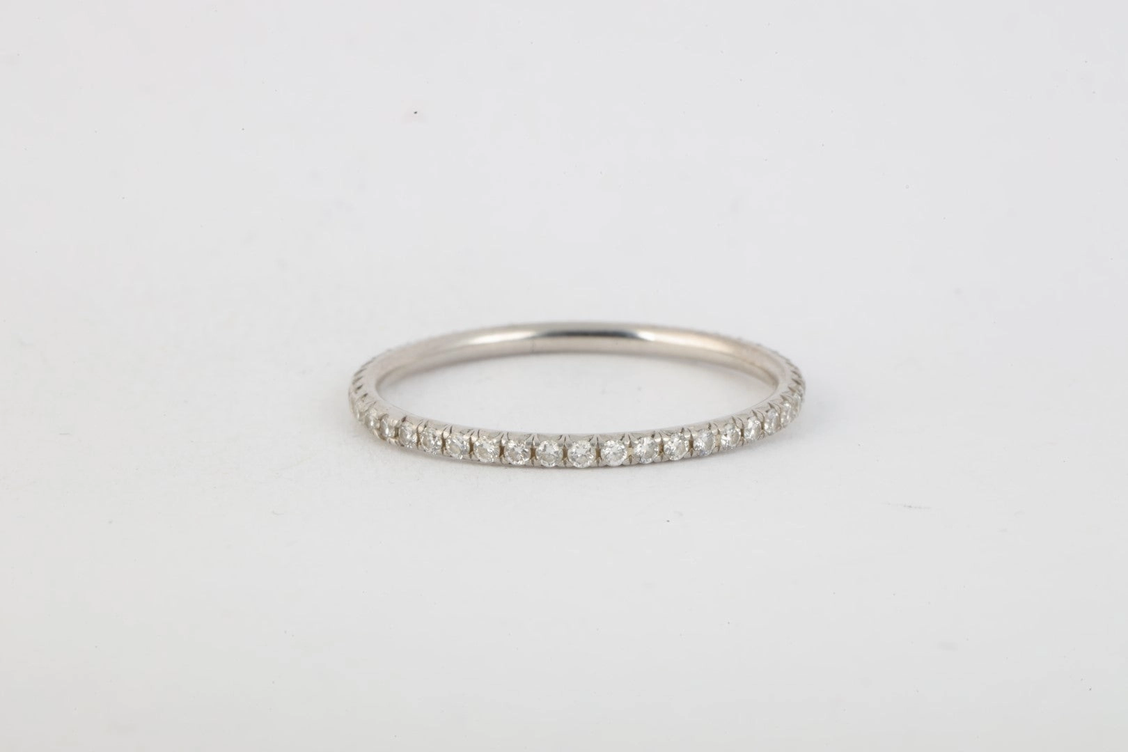 Tiffany & Co. 18k Gold Soleste Ring Band with 0.43tcw Diamonds Size 7 (1.16g.)
