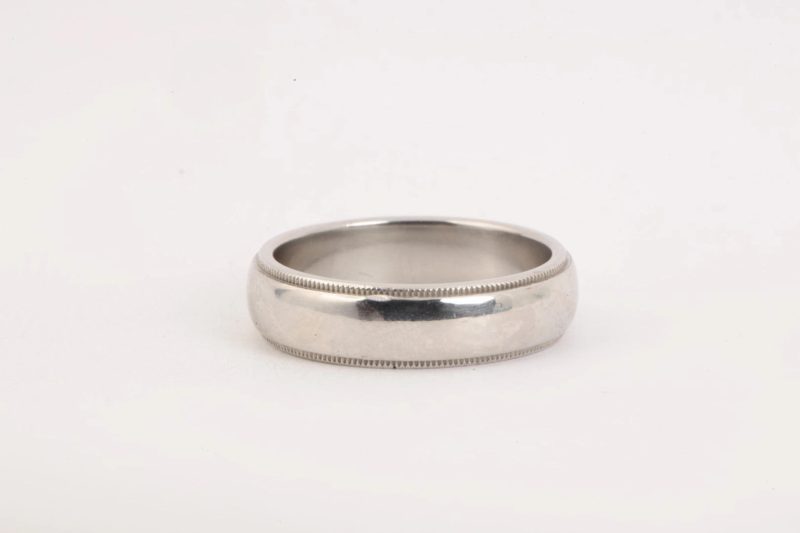 Tiffany & Co. 950 Platinum Ring Band Size 10 (14.71g.)