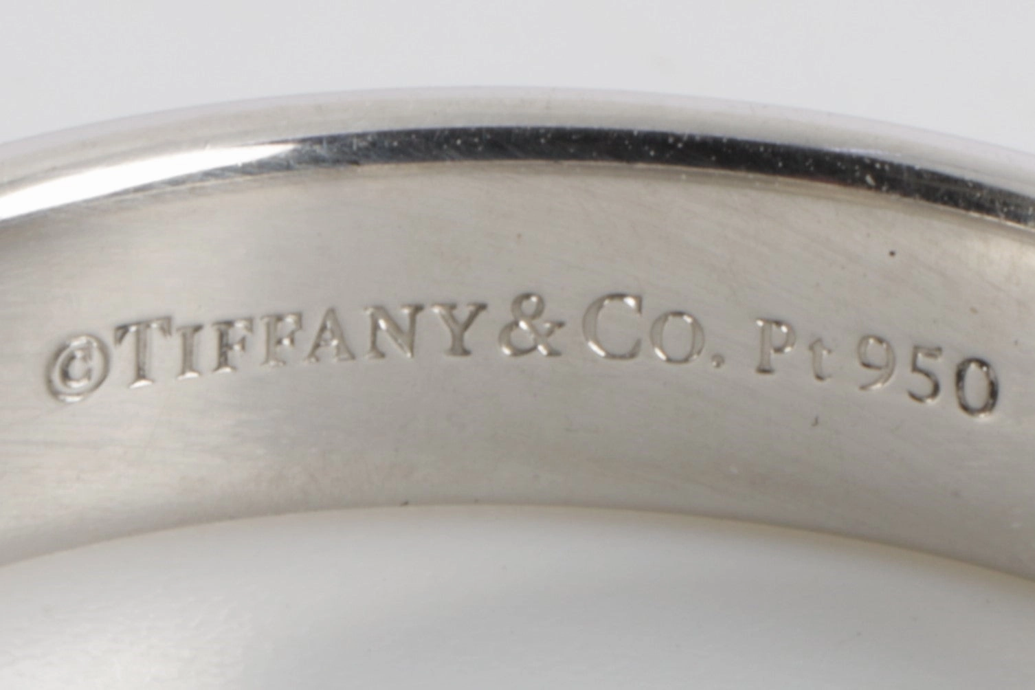 Tiffany & Co. 950 Platinum Wedding Band Size 8.25 (8.65g.)
