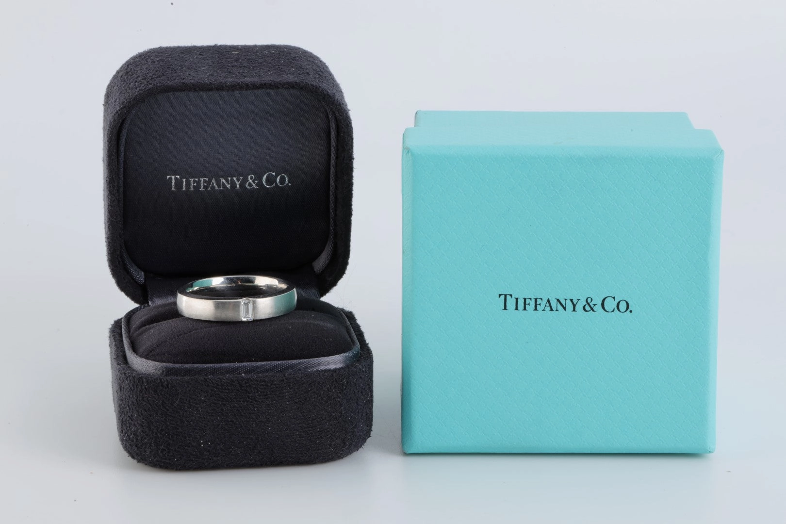 Tiffany & Co. Platinum 950 0.15tcw Diamond Satin Finish Band Size 9.5 (13.54g.)