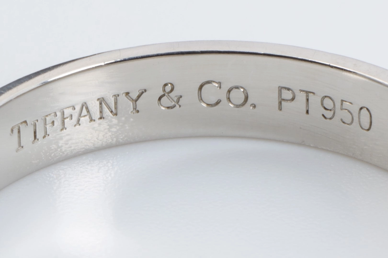 Tiffany & Co. Platinum Tiffany Together Milgrain Wedding Band Size 11.5 (9.19g.)