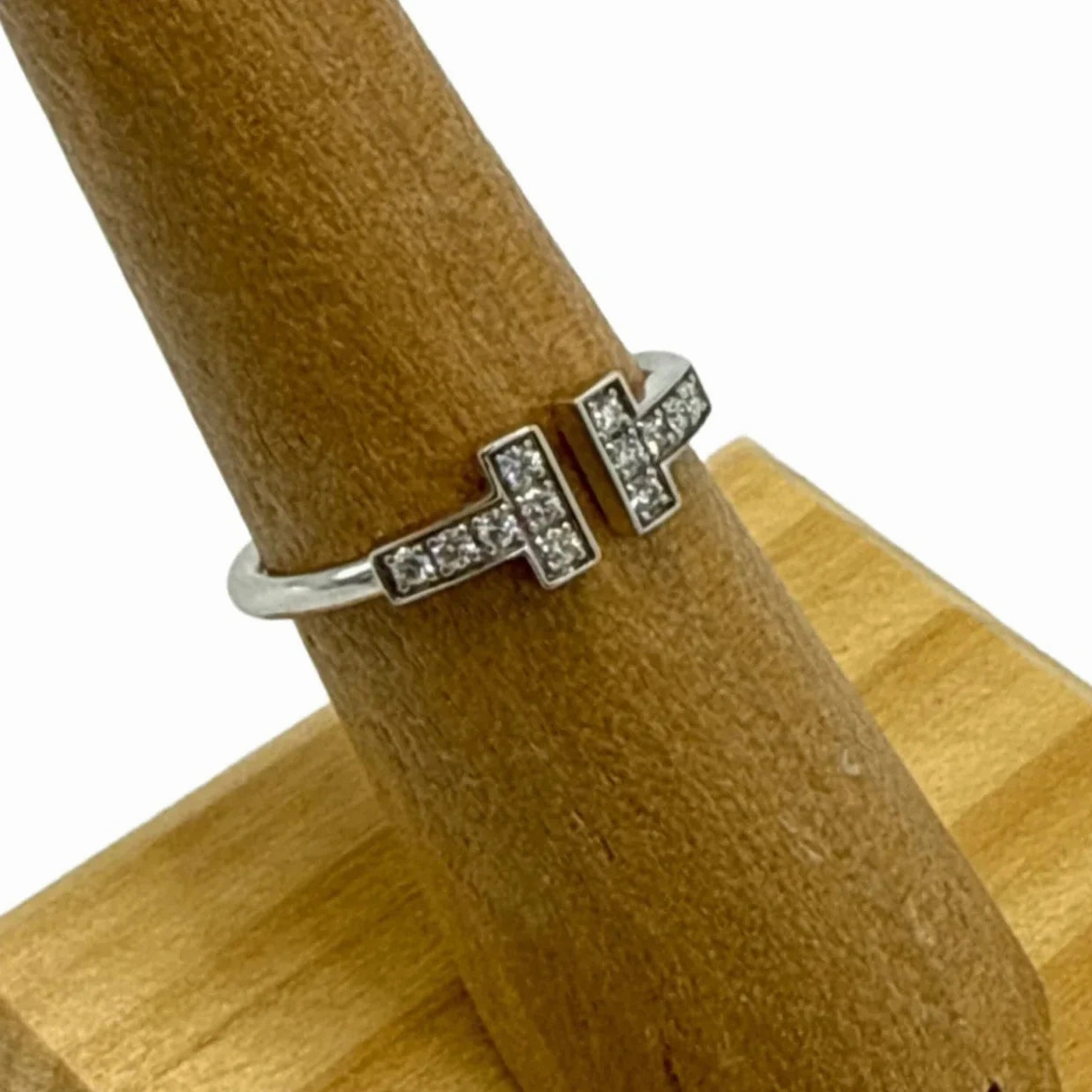 Tiffany & Company 18K T Diamond Luxury Designer Ring, Size: 6.5