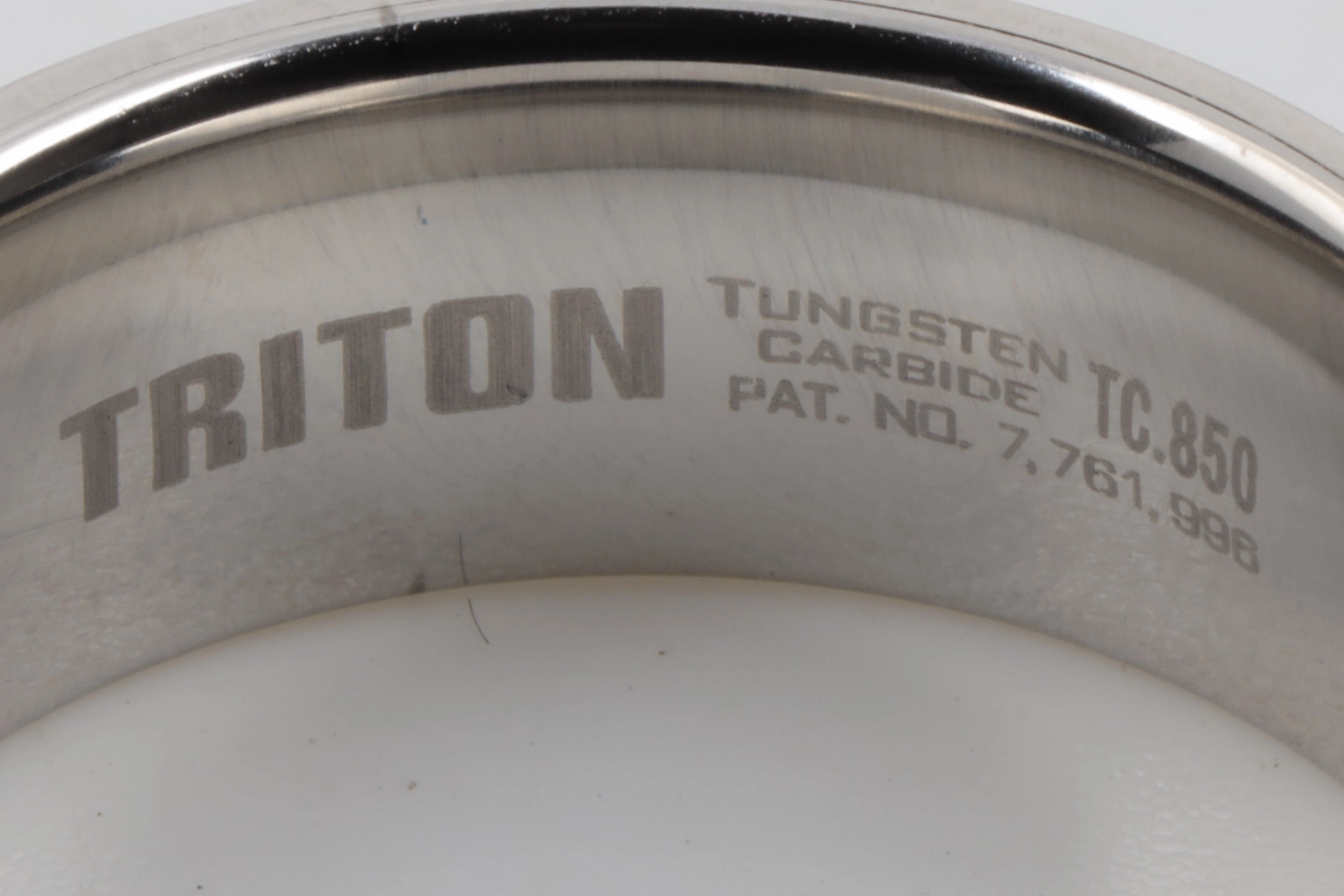 Tungsten 0.04tcw Diamond Ring Size 11 (19.11g.)