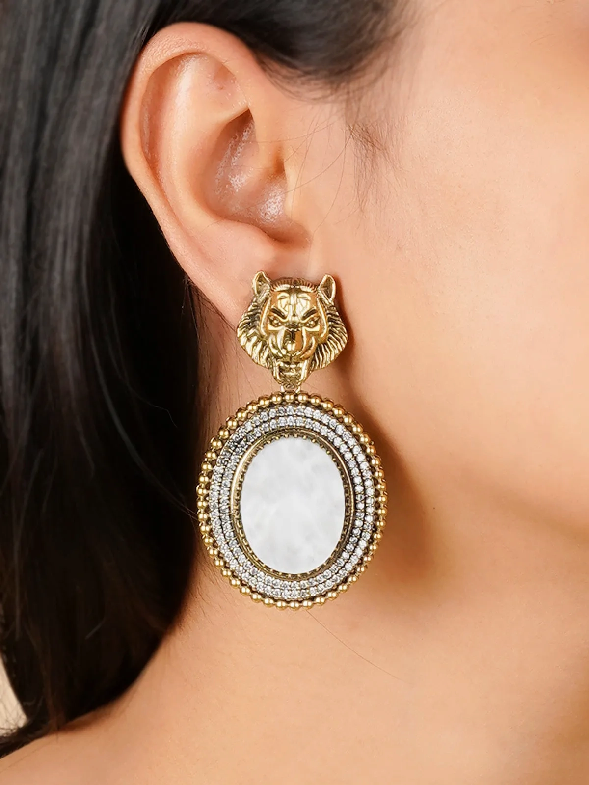 White Color Gold Plated Contemporary Earrings - CC-EAR7